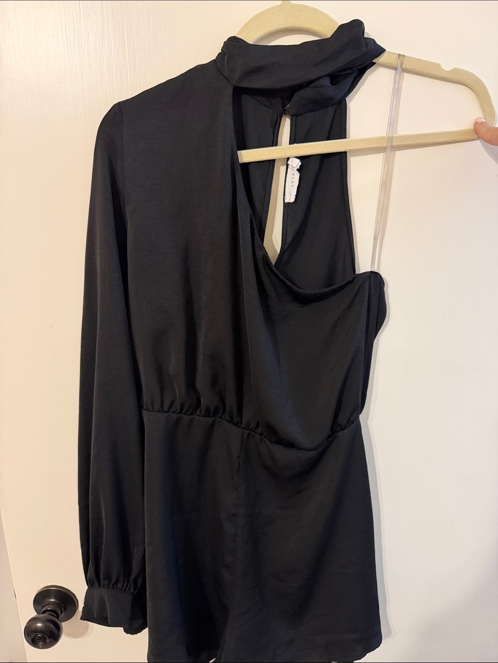 Lush Small Black One-Shoulder Long-Sleeve Romper